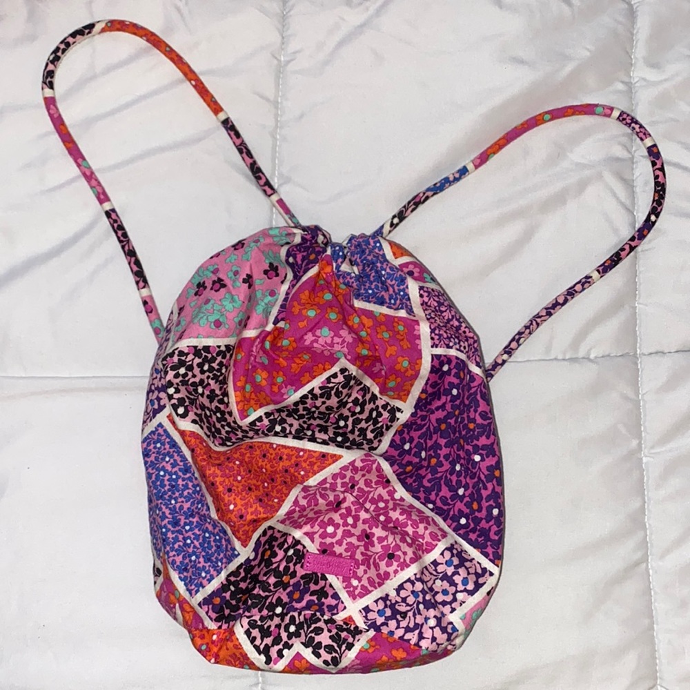 Vera Bradley Draw String Bag🌸 - Picture 1 of 5
